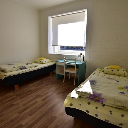 Saare Automatic Hostel パルヌ エクステリア 写真