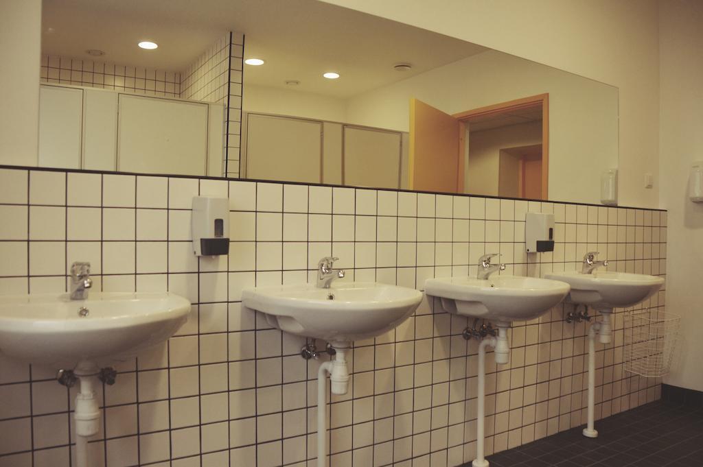 Saare Automatic Hostel パルヌ 部屋 写真