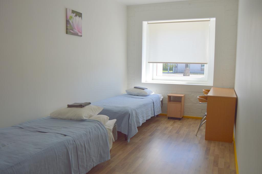 Saare Automatic Hostel パルヌ エクステリア 写真