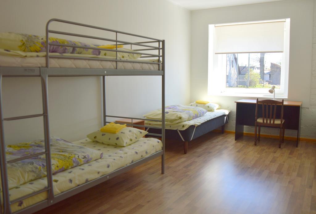 Saare Automatic Hostel パルヌ エクステリア 写真