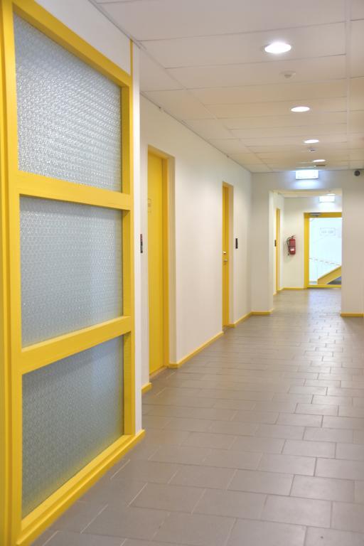 Saare Automatic Hostel パルヌ エクステリア 写真