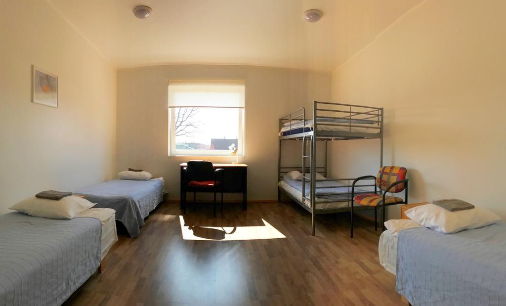 Saare Automatic Hostel パルヌ エクステリア 写真